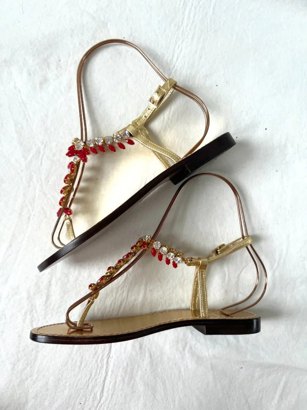 Emanuela Caruso Capri sandals 37 6.5 gold leather bejeweled red rhinestone thong